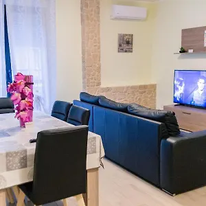 Apartament Like At